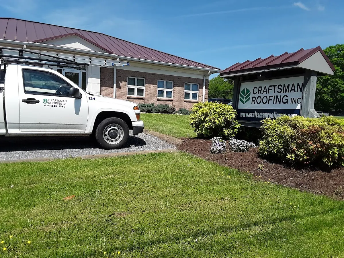 Quality Gutter & Downspout Repair by experienced craftsmen in Upper Mount Bethel